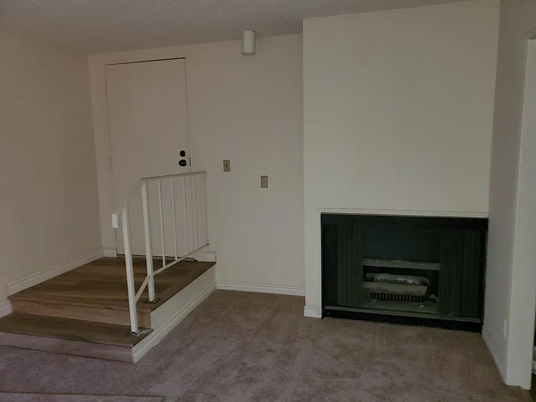 277 Pleasant St #215 — Photo 4