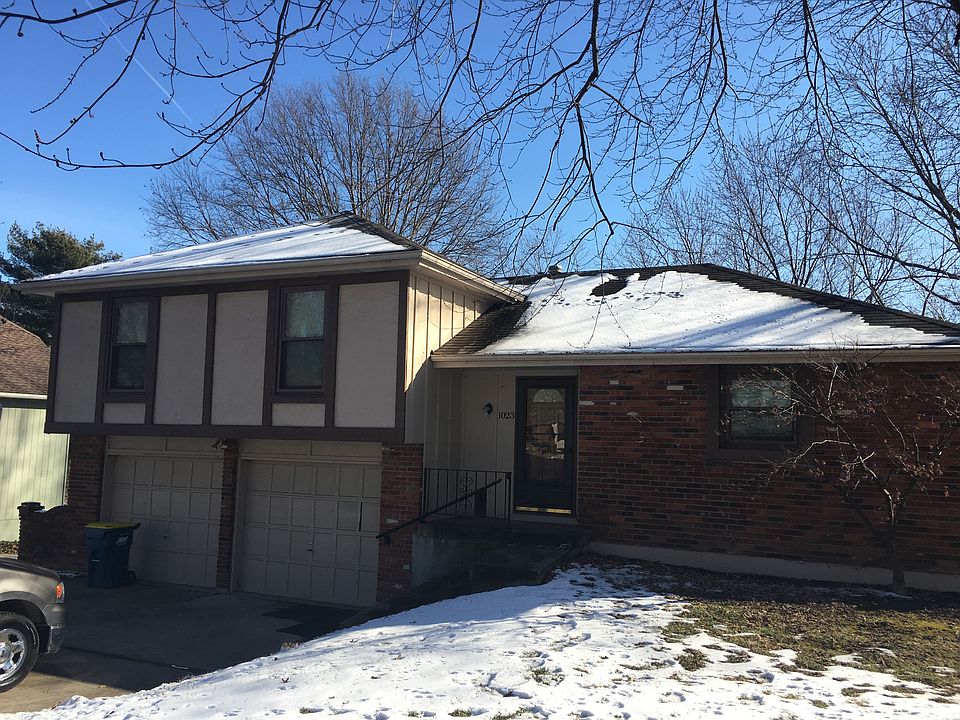1st image of 1023 Canterbury Ln