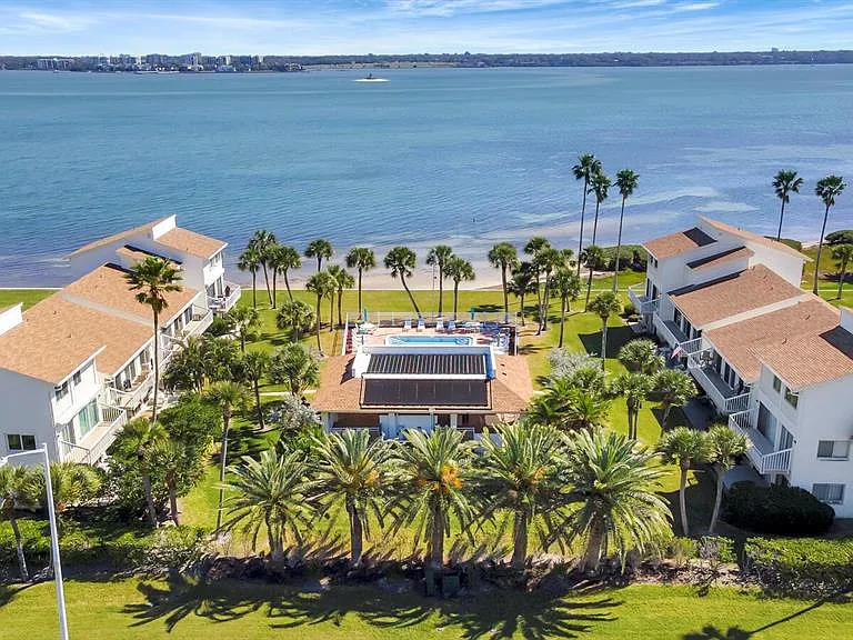 1451 Gulf Blvd #101 — Photo 34