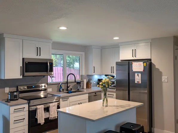 (undisclosed Address), Seatac, WA 98188