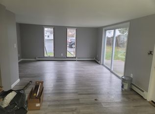 7 Grove Ave APT 1, Latham, NY 12110