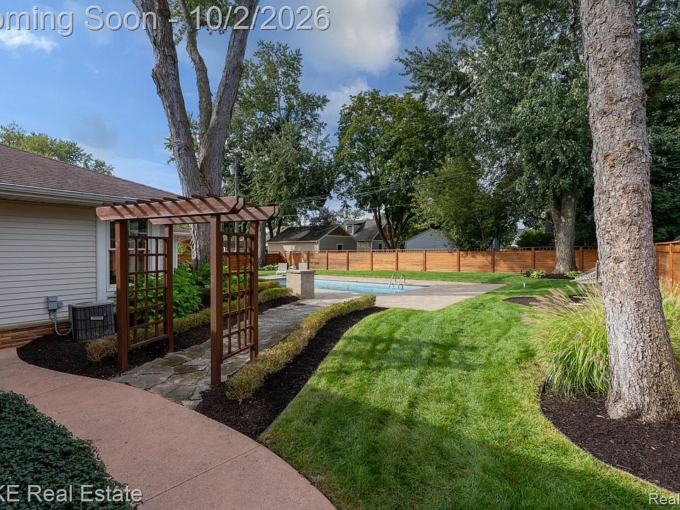 377 Arthur St, photo 5