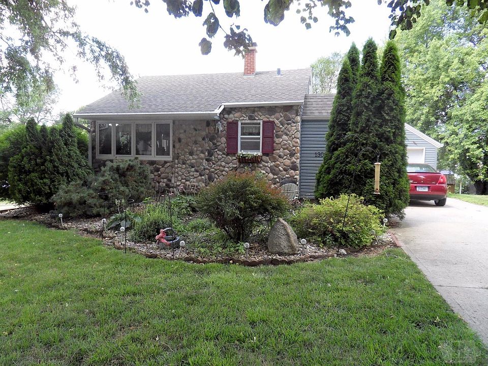 1st image of 1303 N Crawford St