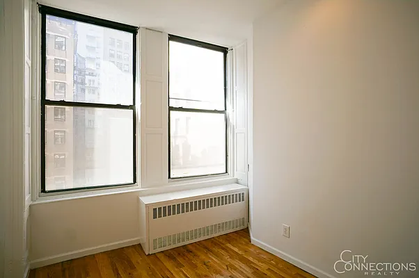 Rented by City Connections Realty | media 18