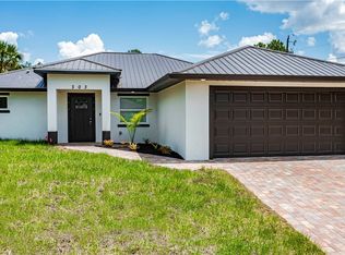 303 E 7th St, Lehigh Acres, FL 33972