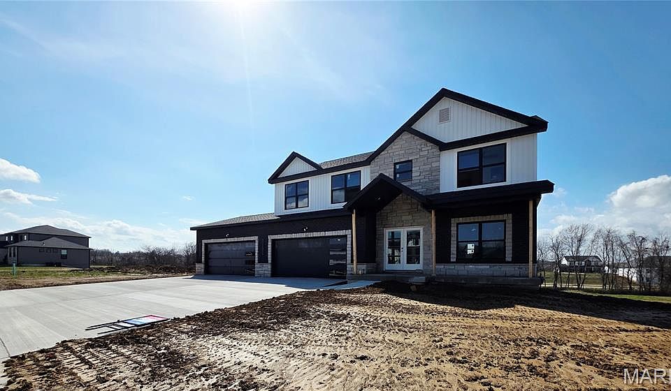 2nd image of 3714 Thicket Dr