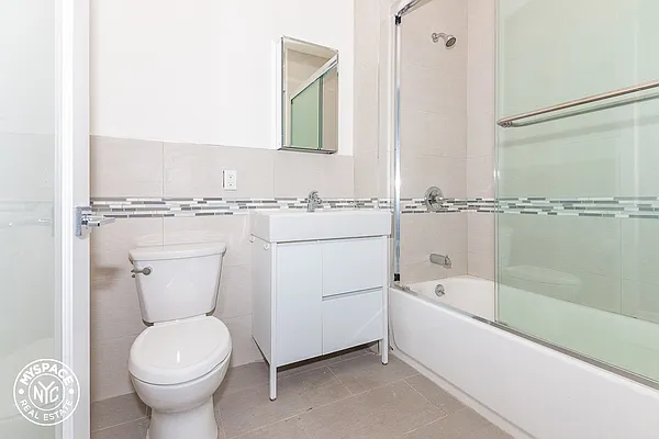 Rented by MySpaceNYC | media 10