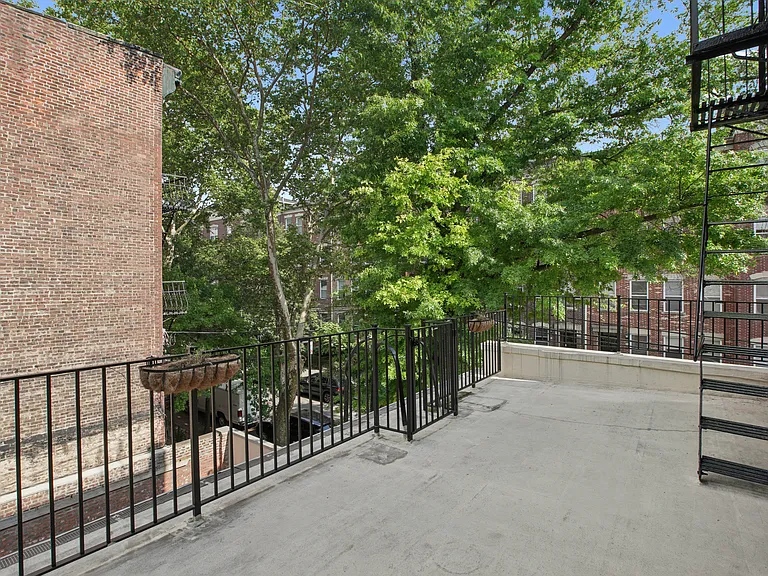 Private terrace for this apartment only overlooking garden