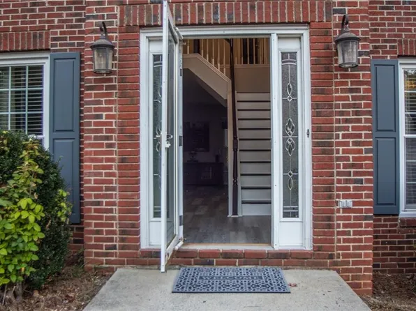 1451 Mount Water Ct, Lawrenceville, GA 30043