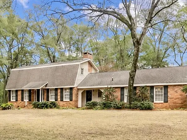 2000 Deerpath Rd, Dothan, AL 36303