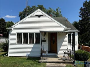 2004 Rivard Rd, Toledo, OH 43615