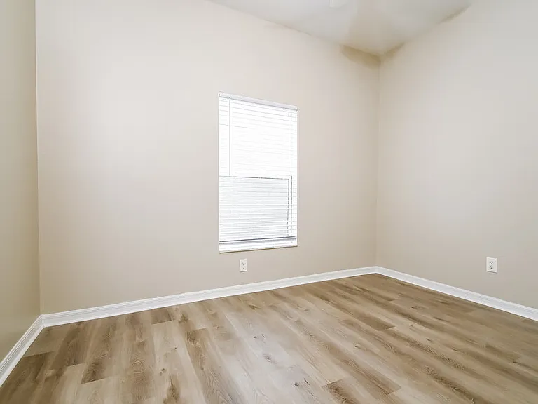 7859 Bristol Park Dr — Photo 14