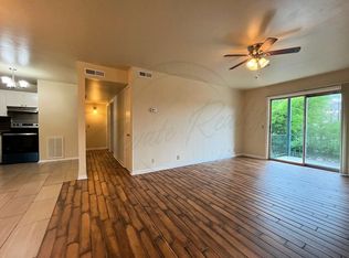 555 N Dupont Ave APT B42, Madison, TN 37115