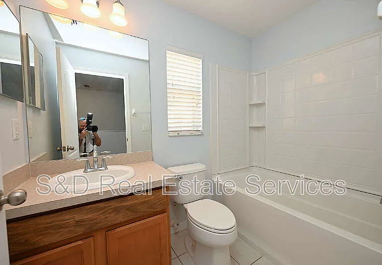 4219 Winding Vine Dr — Photo 39