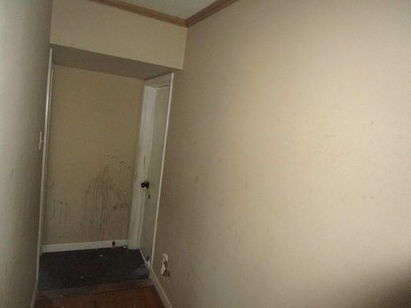 2nd image of 25806 Poirrier Ln