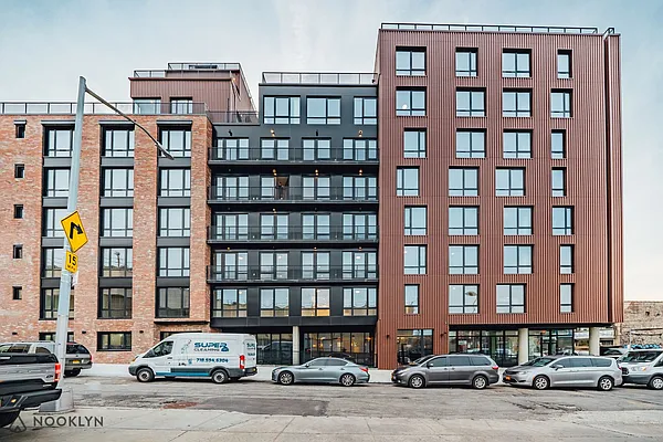 Rented by Nooklyn NYC LLC | media 100