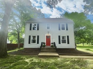 3688 Easton Rd, Barberton, OH 44203