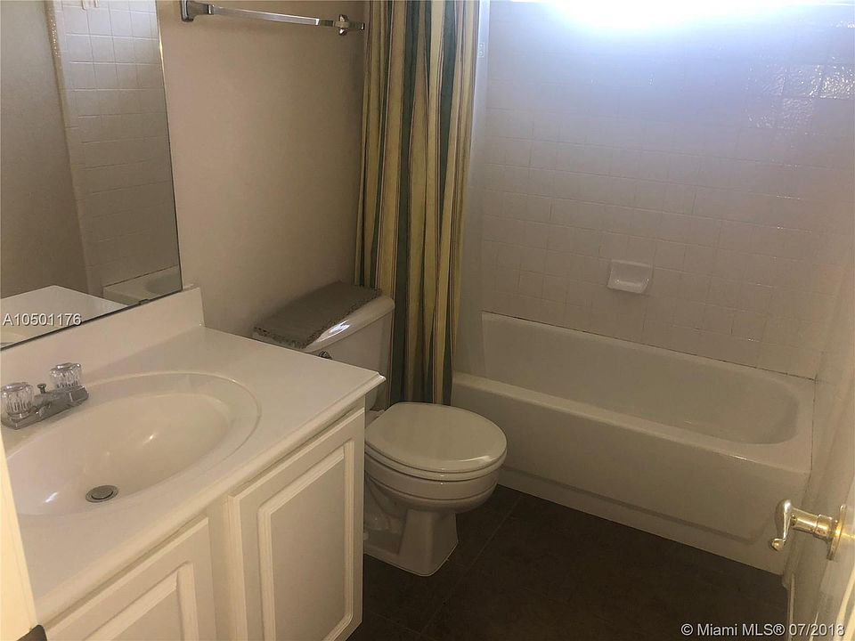 1st image of 316 Palm Cir E