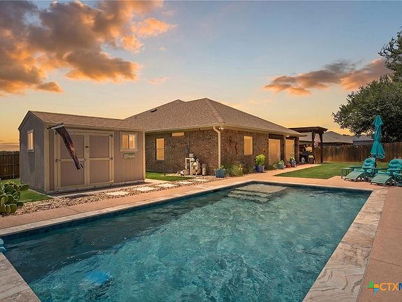 2nd image of 3604 Adair Dr