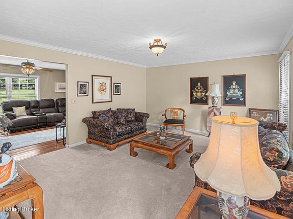 5th image of 39 Honeysuckle Way