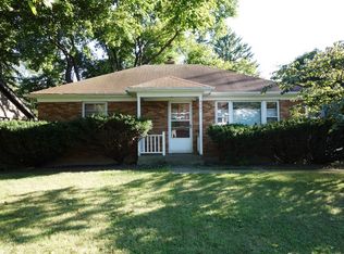 4061 Grandview Ave, Gurnee, IL 60031