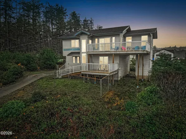 3455 SW Fernwood Ln, Waldport, OR 97394