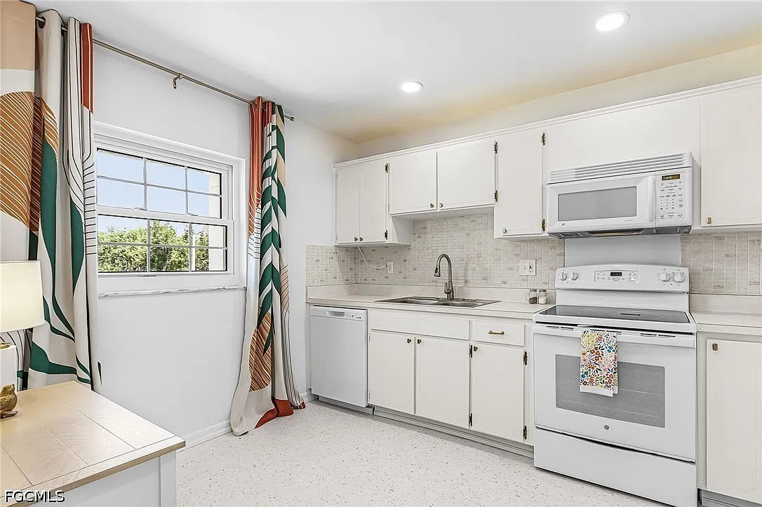 2 bed, 2.0 bath, 1134 sqft, $2,250 — Photo 4
