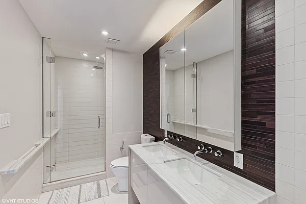 Sold by Douglas Elliman | media 8