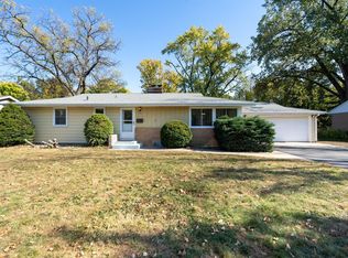 9525 Grand Ave S, Bloomington, MN 55420