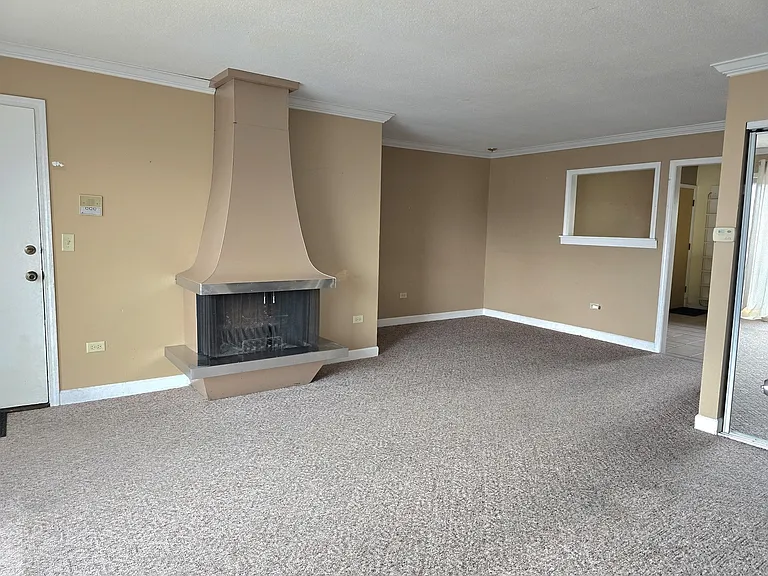 Cobblestone Cir — Photo 6