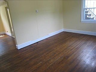 5th image of 179 Locust Ln