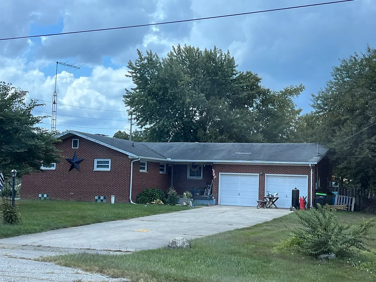 2329 Selma Pike photo 1