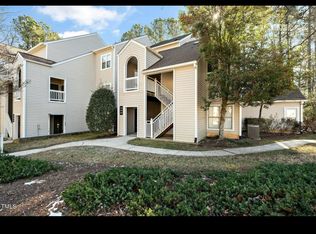 6011 Winterpointe Ln APT 205, Raleigh, NC 27606