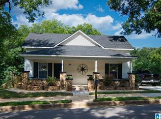 1868 Lane Dr, Leeds, AL 35094
