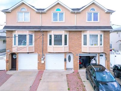 139 Kiswick St, Staten Island, NY, 10306