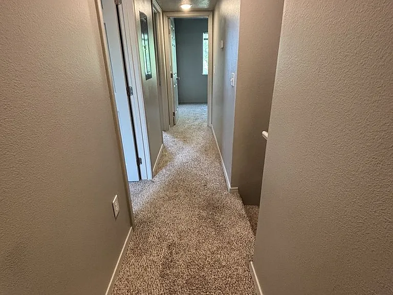 3015 W Stewart Ave — Photo 17
