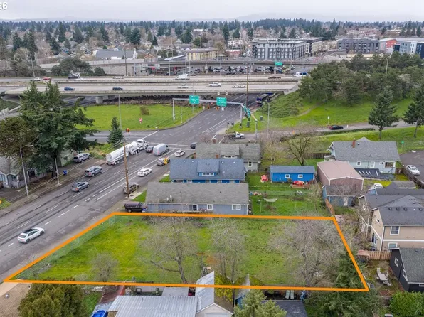 9639 SE Foster Rd, Portland, OR 97266