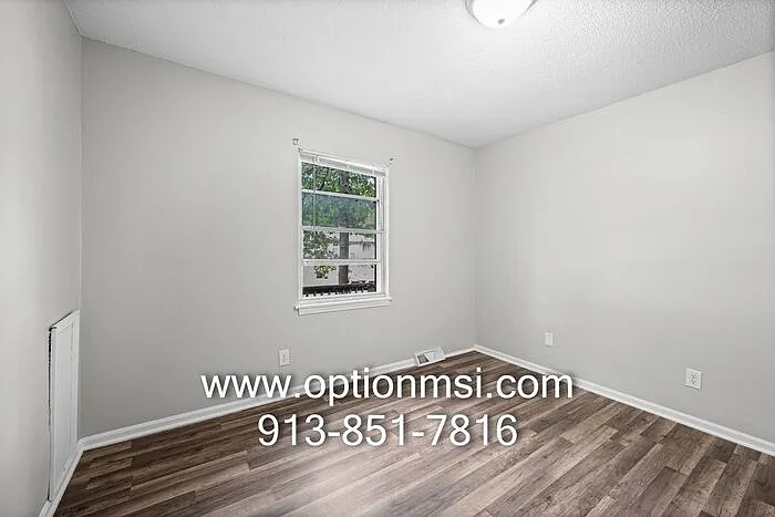 345 S 73rd Dr — Photo 13
