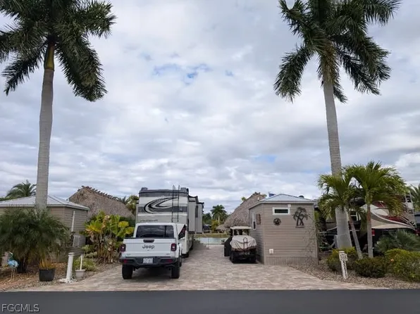 5279 Cypress Trail Resort Cir, Fort Myers, FL 33905