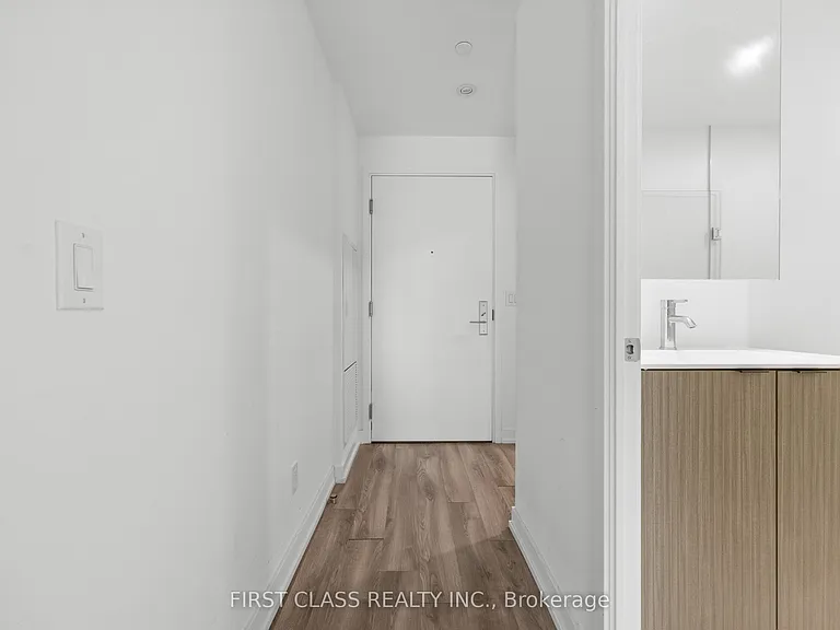 20 Edward St #1309 — Photo 28
