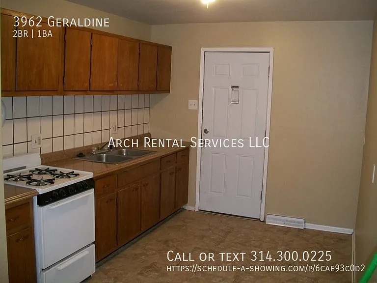 3962 Geraldine Ave — Photo 5