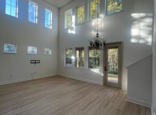 137 Villa Preserve Ave, Lutz, FL 33548