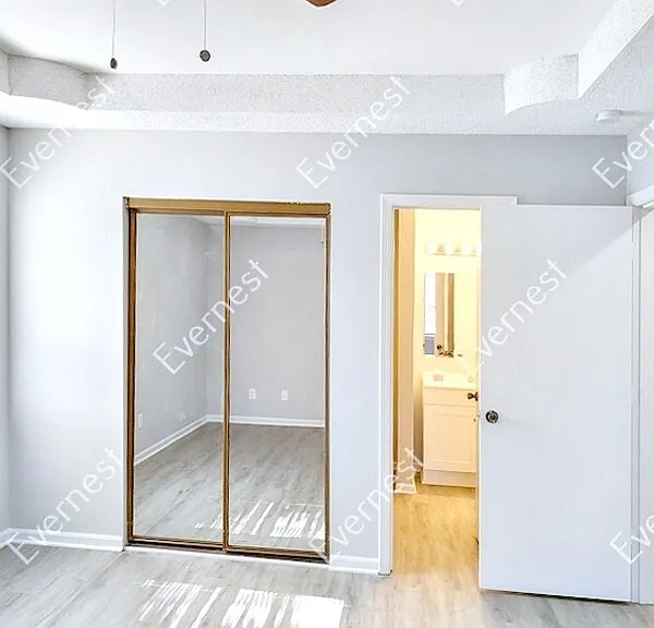 1801 SE 3rd St — Photo 8