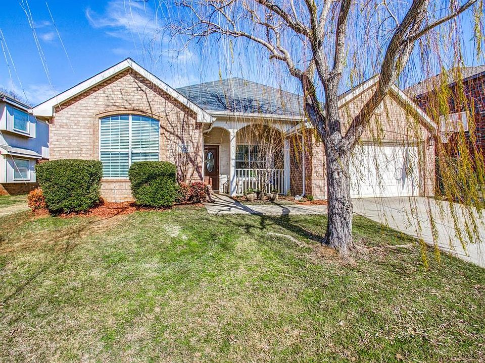 1st image of 108 Northfield Cir