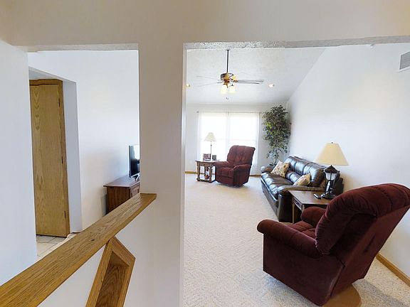 4th image of 27518 66th Ave