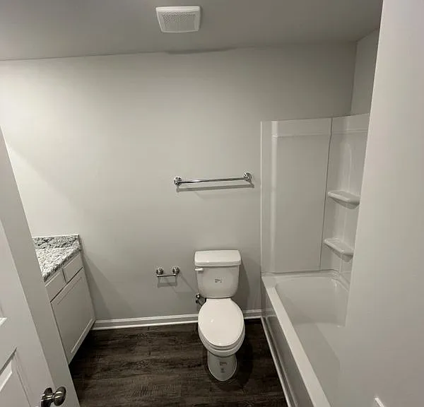 154 Olde Hearth Rd — Photo 10