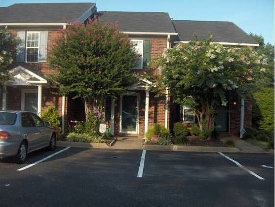 1st image of 419 Royal Oak Dr