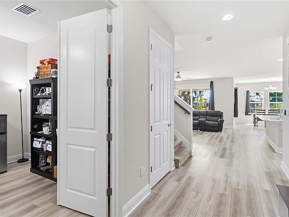3rd image of 14806 Summer Branch Dr
