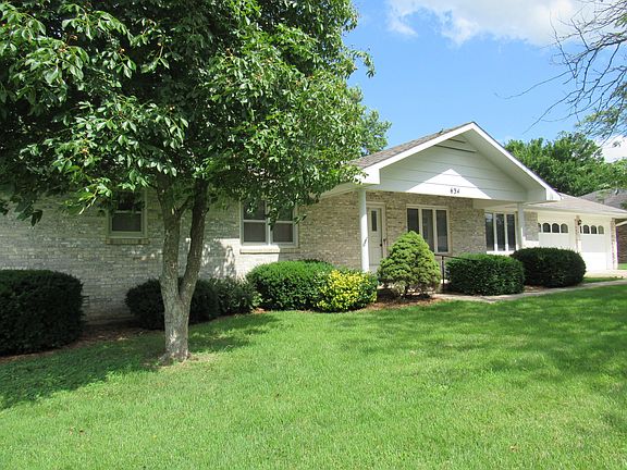 4th image of 634 N Olive Street