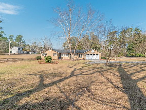 5th image of 120 Converse St